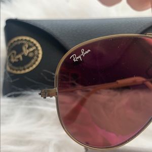 RAY BAN Sunglasses